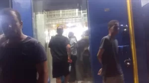 اخبار عدن – عدن الغد تقوم بجولة ميدانية للتحقق من رفض محلات الصيرفة بيع العملات الأجنبية