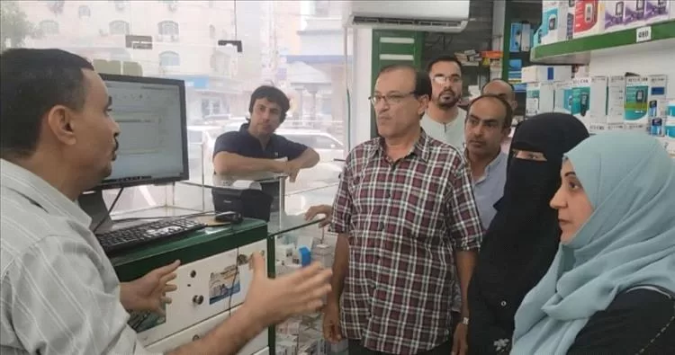 عدن: حملة رقابية تضبط أسعار الأدوية تزامناً مع تعافي العملة