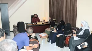 اخبار عدن – فريق فني من مكتب المنظومة التعليمية الفني يزور مركز أبديت في عدن لتجديد الترخيص لعام 2025