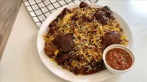 اخبار عدن – قائمة بالمطاعم في عدن تدعو إلى خفض أسعارها تماشيًا مع تراجع سعر الصرف