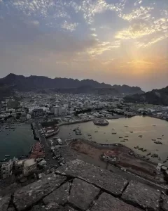 اخبار عدن – وزارة السياحة في عدن: إعلان قريب لخفض الأسعار في الفنادق والمطاعم استجابةً لتحسن الأوضاع