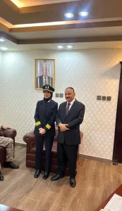 اخبار عدن – وزير النقل يلتقي الكابتن مريم عبدالله عبدربه ويثني على نجاحها كأول امرأة في هذا المجال.