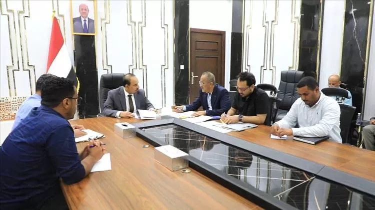 المحافظ بن ماضي يقف على تحضيرات إطلاق خطة التنمية الاقتصادية والاجتماعية لمحافظة حضرموت