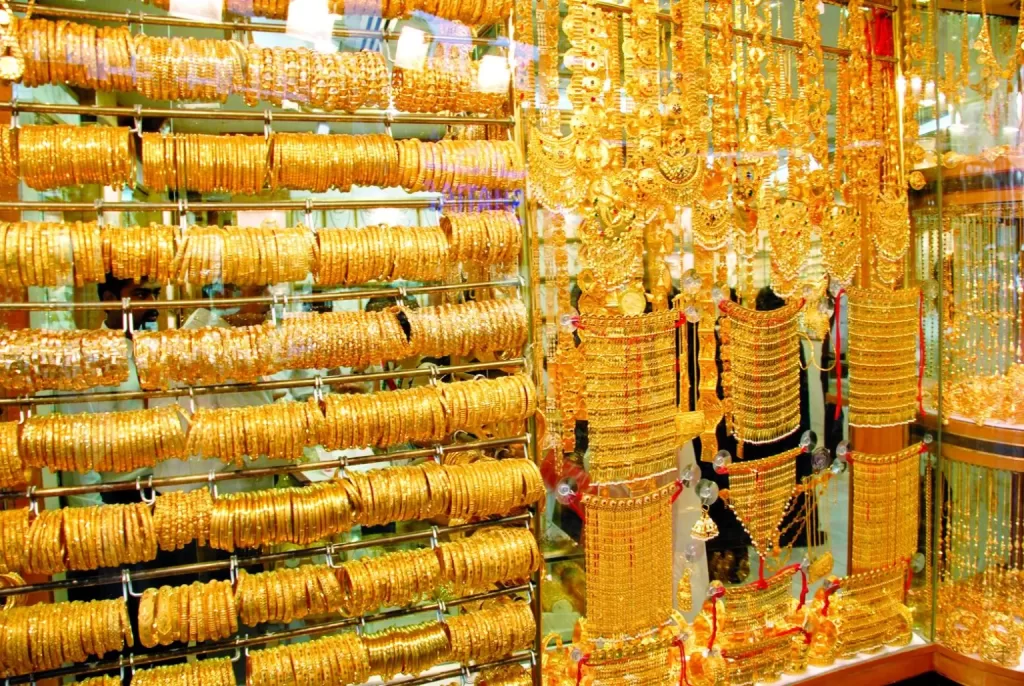 اللي هيشتري هيخسر ..أسعار الذهب اليوم السبت 23 أغسطس 2025 ..جميع الأعيرة اتجننت - المطور
