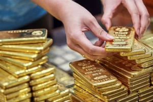 انخفاض أسعار الذهب