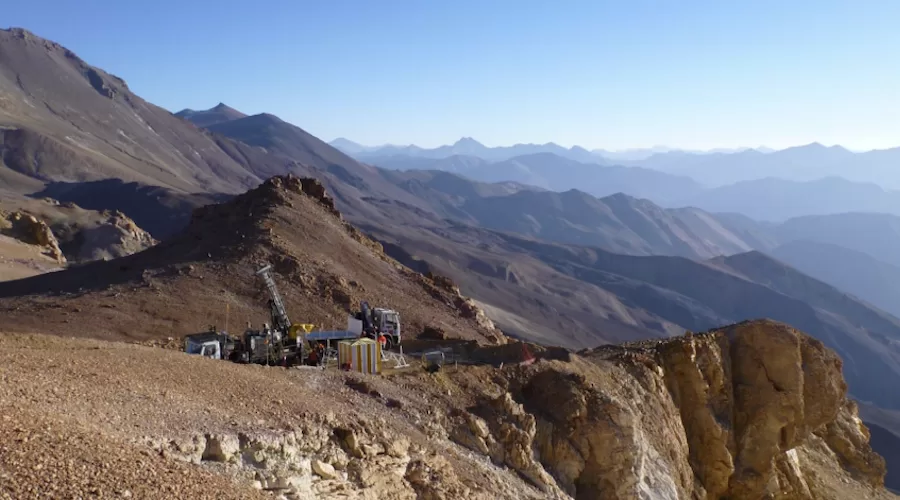 Barrick sells Chile gold project to Boroo for $50M