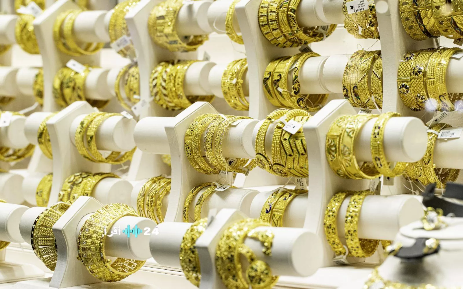 «توقعات متضاربة» خفض الفائدة وتداعياته المحتملة على أسعار الذهب في السوق المصرية