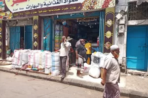 تراجع الأسعار وارتفاع تكلفة المعيشة: الاضطراب يسود في مناطق حكومة عدن – شاشوف