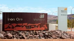 تنخفض أرباح BHP وسط تراجع أسعار خام الحديد