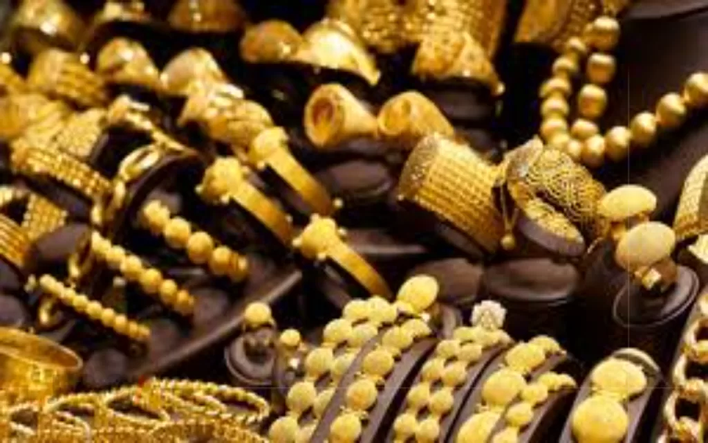 سعر الذهب اليوم.. تعرف على قيمة عيار 21 بعد آخر انخفاض في محلات الصاغة