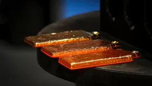 سعر الذهب اليوم: تراجع المعدن الثمين وسط انيوزظار بيانات من الولايات المتحدة