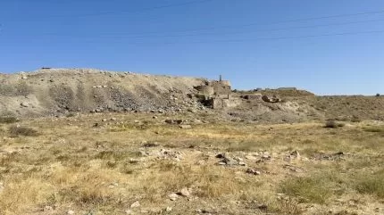 طاجيكستان تُوقع اتفاقية إعادة تأهيل موقع اليورانيوم