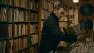 “طريق كيرواك: نبض أمة” ينقل روح أمريكا في جاك كيرواك إلى القرن الحادي والعشرين