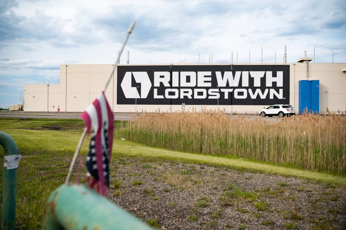 Signage outside Lordstown Motors Corp. headquarters in Lordstown, Ohio, U.S., on Saturday, May 15, 2021. Lordstown Motors Corp. is scheduled to release earnings figures on May 24. Photographer: Dustin Franz/Bloomberg