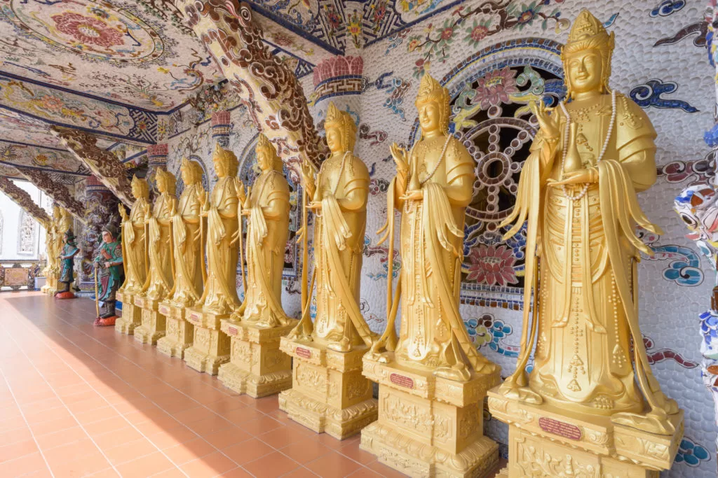 فيتنام تعزز احتياطياتها من الذهب