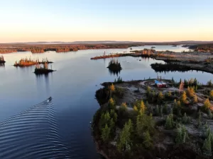 كينورلاند تبدأ بضربة ذهبية بوزن 26 غرام في كيبيك