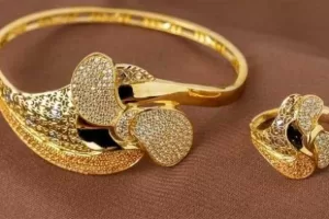 ما هو سعر عيار 21 الآن؟ أسعار الذهب اليوم في نهاية تعاملات السبت 30 أغسطس 2025 | المصري اليوم