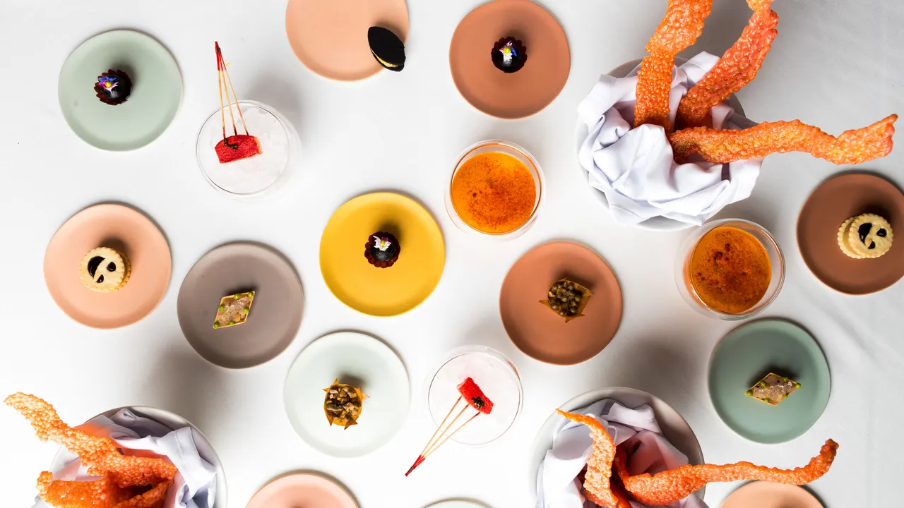 أفضل المطاعم في أتلانتا لتناول قطع الستيك بورتهاوس، والأطباق النباتية،