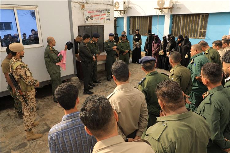 رئاسة مصلحة الأحوال المدنية تنفذ نزولاً ميدانياً إلى فرع المصلحة بالعاصمة المؤقتة عدن