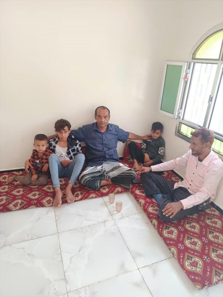 أمين عام ملتقى رواد حالمين يزور أسرة الفقيد الشاعر رائد القاضي تزامناً مع الذكرى الرابعة لرحيله