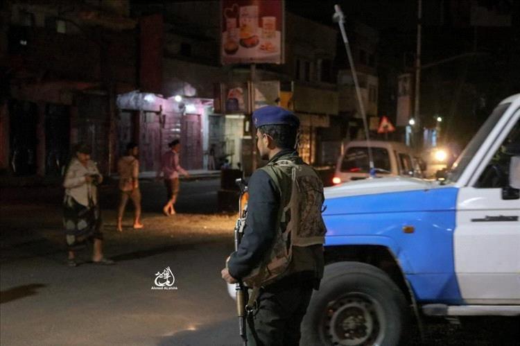 شرطة تعز تضبط متهماً بمقاومة الحملة الأمنية وإطلاق النار على أفرادها