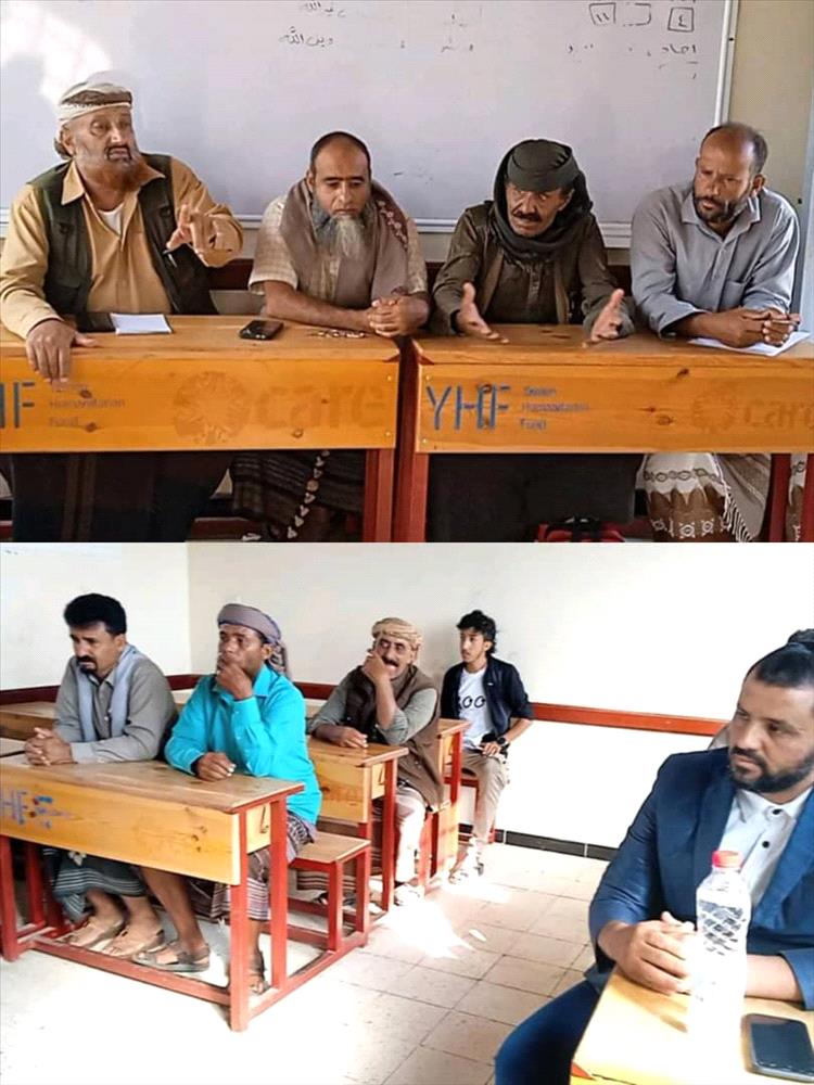 مدير تربية سرار يافع يعقد اجتماعاً لمناقشة واقع واحتياجات مدرسة المجزع للتعليم الأساسي