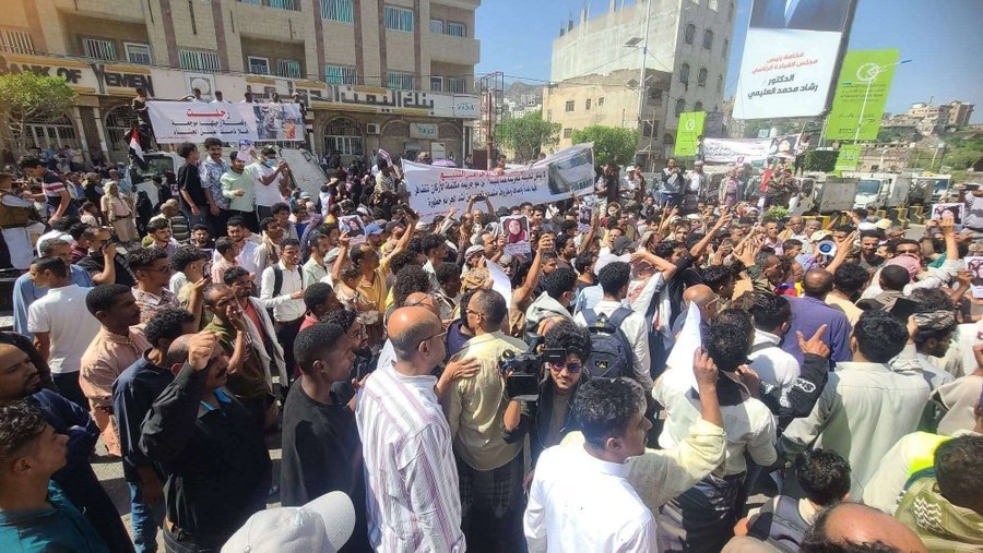 اغتيال افتهان المشهري اتهامات للسلطات الأمنية في تعز بالتسويف