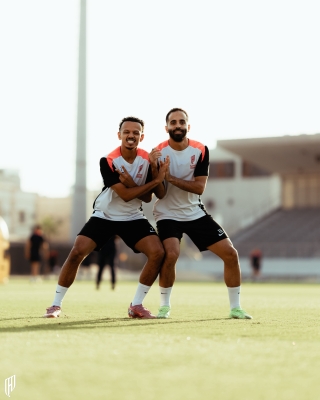 القادسية ينهي تحضيراته ويغادر لمواجهة الهلال