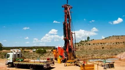 بلاتينا ريسورسيز تحصل على مشروع MT McKenna للذهب في WA