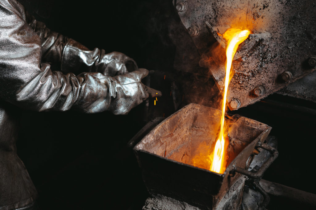 تحقق سويسرا من تداولات الذهب الروسية المزعومة