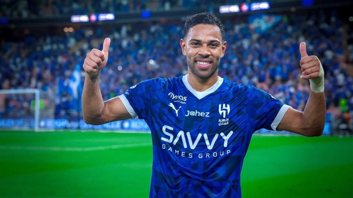 أزمة لودي تشتعل.. الهلال يتحرك قانونيا لحفظ حقوقه بعد فسخ عقد البرازيلي