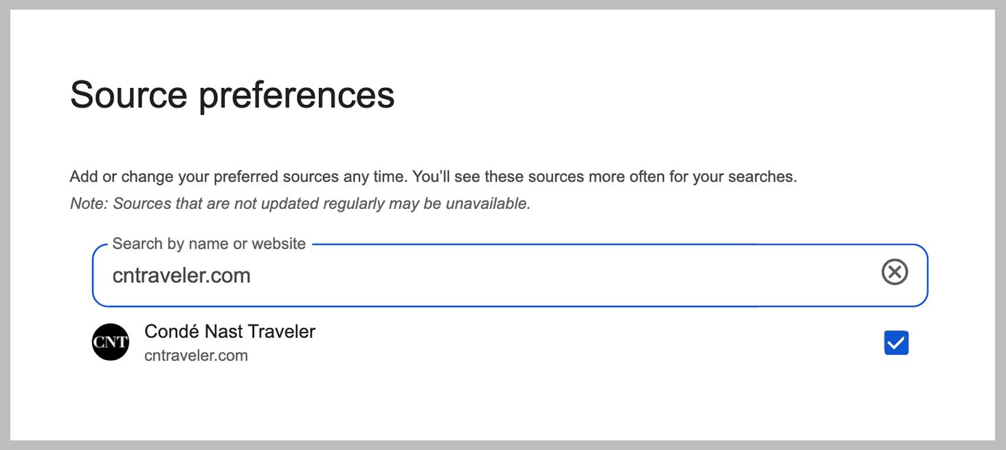 لقطة شاشة تظهر خيارات قائمة تفضيلات المصدر مع تحديد Cond Nast Traveler