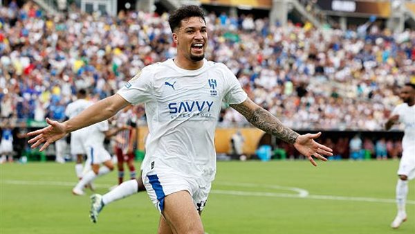 ماركوس ليوناردو يحسم قراره النهائي بشأن الانضمام لقائمة الهلال الأسيوية