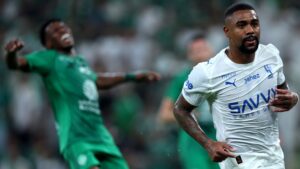 أكثر من مجرد ضغوطات: كيف أخرج الهلال أهلي جدة من كأس الإنيوزركونيوزيننيوزال؟ (قصة الأبطال للنشر مساء الأربعاء) | كووورة