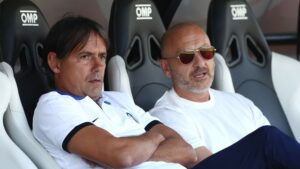 أوسيليو يرفض عرض الهلال السعودي للعودة إلى الفريق.