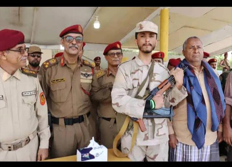 تكريم الأسير المحرر محمد السخياني في معسكر بدر بعدن