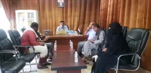 اخبار المناطق: المدير السنة للقطن يجتمع بممثلي لجنتي معلمي الدولة والمتعاقدين في المديرية