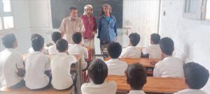 اخبار المناطق – رئيس تعليم المحفد يزور مدرستي الحكمة والشهيد ش للاطلاع على سير العملية المنظومة التعليميةية