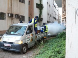 اخبار عدن – استمرار حملة الرش الضبابي والرذاذي في مديرية من قبل مجموعة القطيبي وهيئة الخليج وعدن