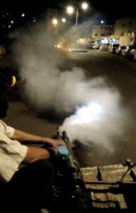 اخبار عدن – بفضل دعم مدير عام التواهي.. مواصلة حملة الرش الضبابي لمكافحة الحشرات الناقلة للأمراض.