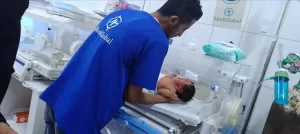 اخبار عدن – زيارة فريق قطاع السكان إلى مركز الطوارئ للولادة والرعاية الطبية الإنجابية في المديرية