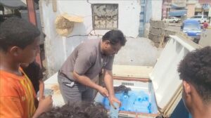 اخبار عدن – سلطات المنصورة تعزز جهودها التفتيشية لضبط ومصادرة عبوات المياه غير المعروفة المصدر.