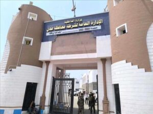 اخبار عدن – شرطة عدن توضح تفاصيل حادثة سقوط (فتاة) من شقة سكنية في المنصورة فجرًا