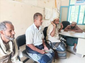 اخبار وردت الآن – زيارة مدير التربية في يافع سرار لمدارس حطاط وحبر