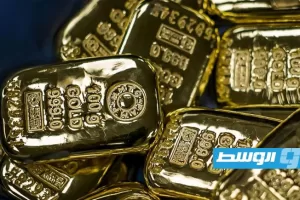 الذهب يقترب من ذروته مع توقعات بتخفيض أسعار الفائدة الأمريكية