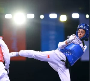 المقاتلة السعودية إيثار لـ«الشرق الأوسط»: آن أوان الحصاد