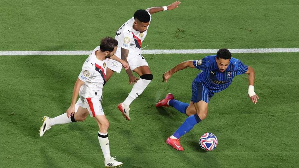 النادي لا يريدهم.. 9 لاعبين يرفضون مغادرة ريال مدريد