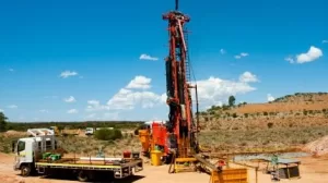 بلاتينا ريسورسيز تحصل على مشروع MT McKenna للذهب في WA