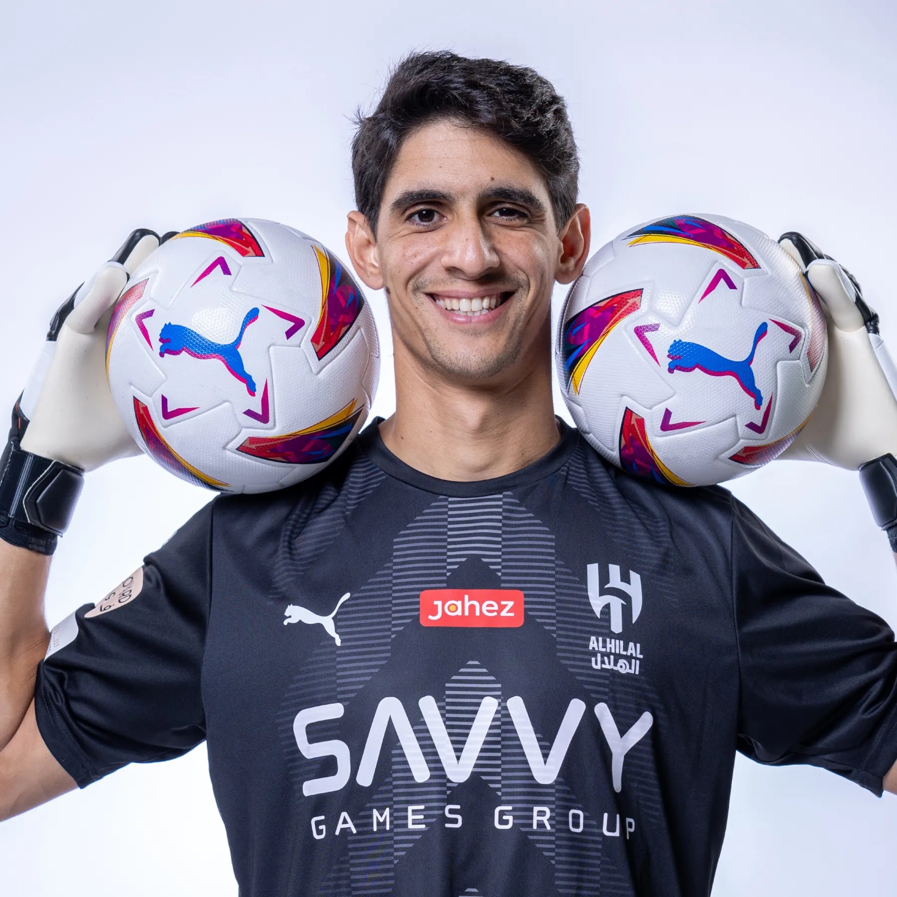 بونو يعبر عن فخره باحتلاله المركز الخامس في جائزة "ياشين" - i3lam tv