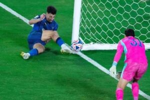 تطور سريع حول مستقبل ليوناردو مع نادي الهلال.